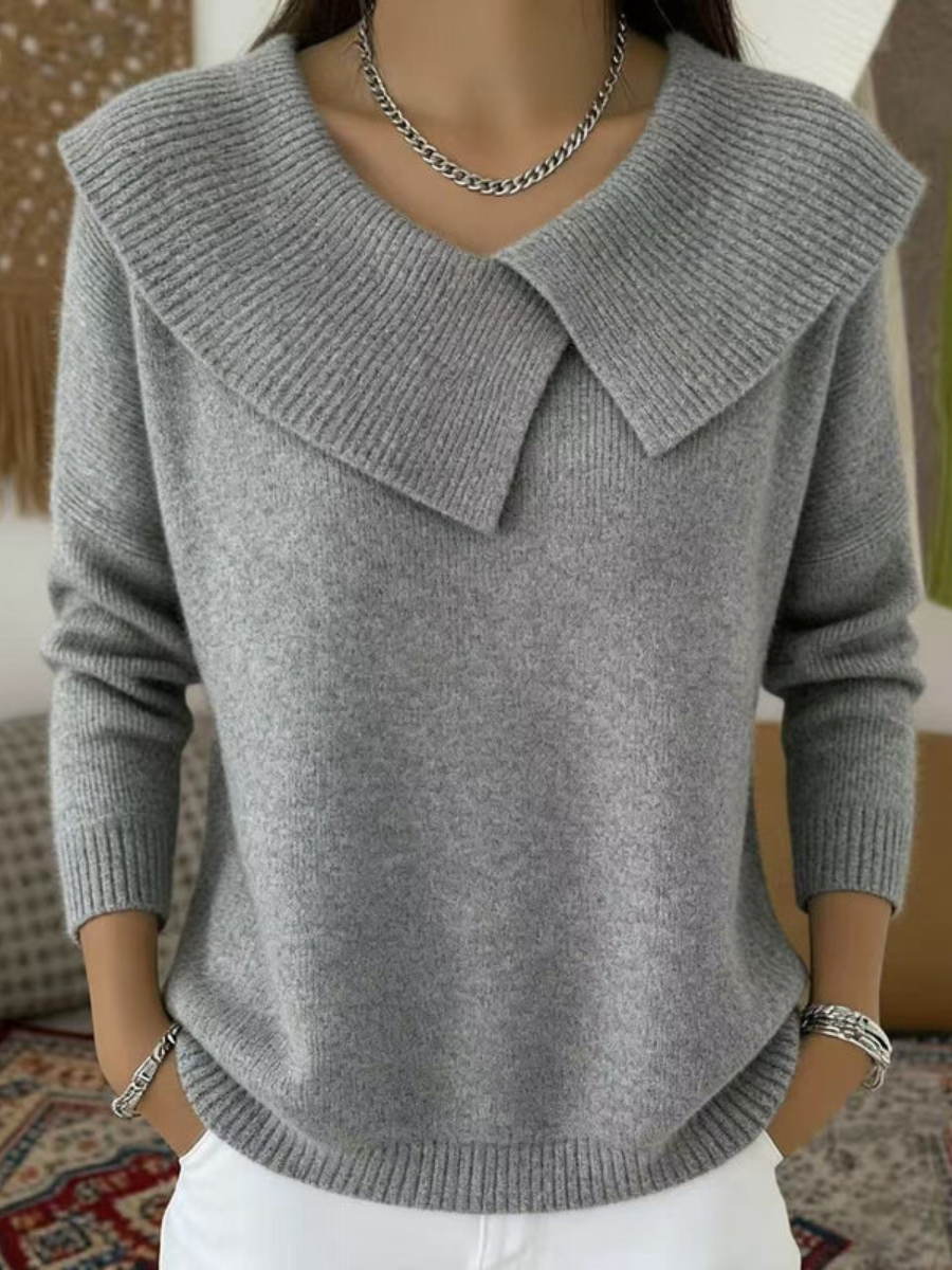 Cassidy™ | Warm Sweater with Soft Collar